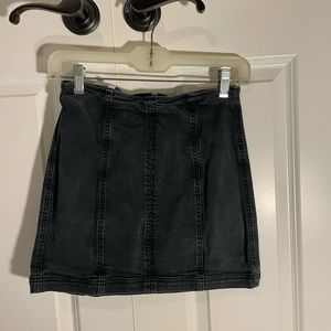 BLACK DENIM MINI SKIRT